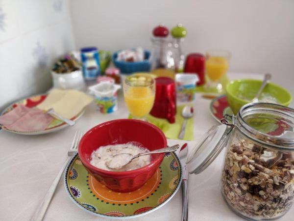 Casa Coloridos Bed & Breakfast โอบิดอส ภายนอก รูปภาพ
