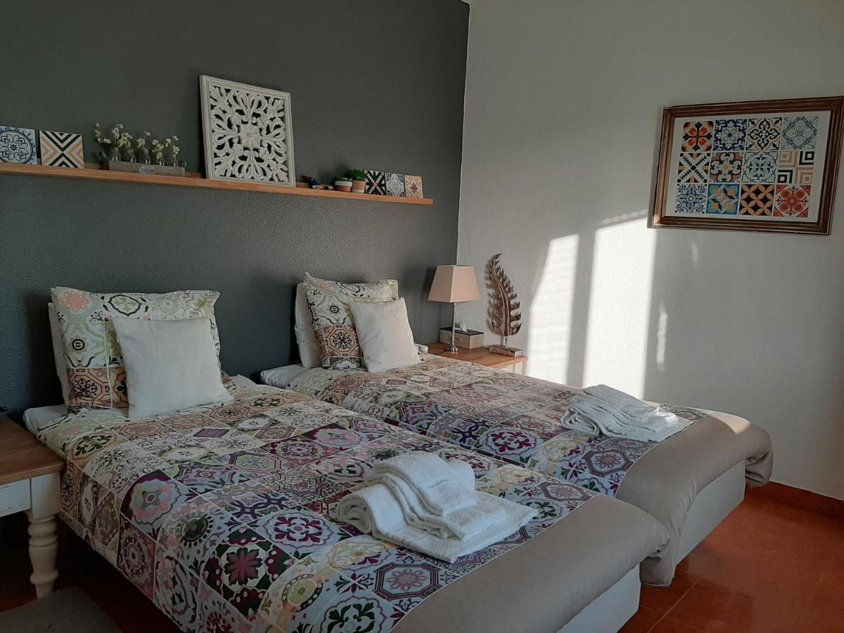 Casa Coloridos Bed & Breakfast โอบิดอส ภายนอก รูปภาพ